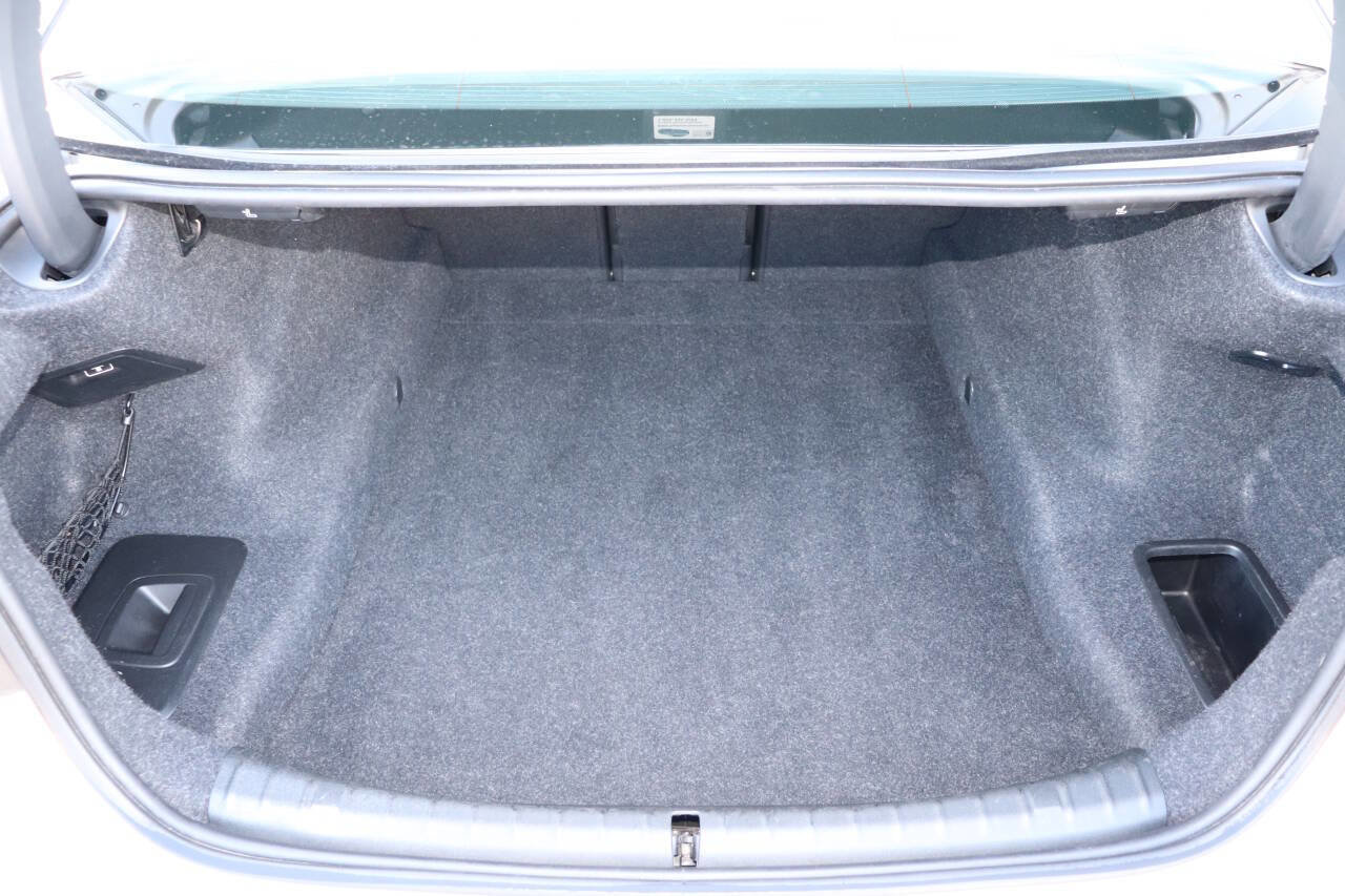 Used 2017 BMW 530i RWD image 37