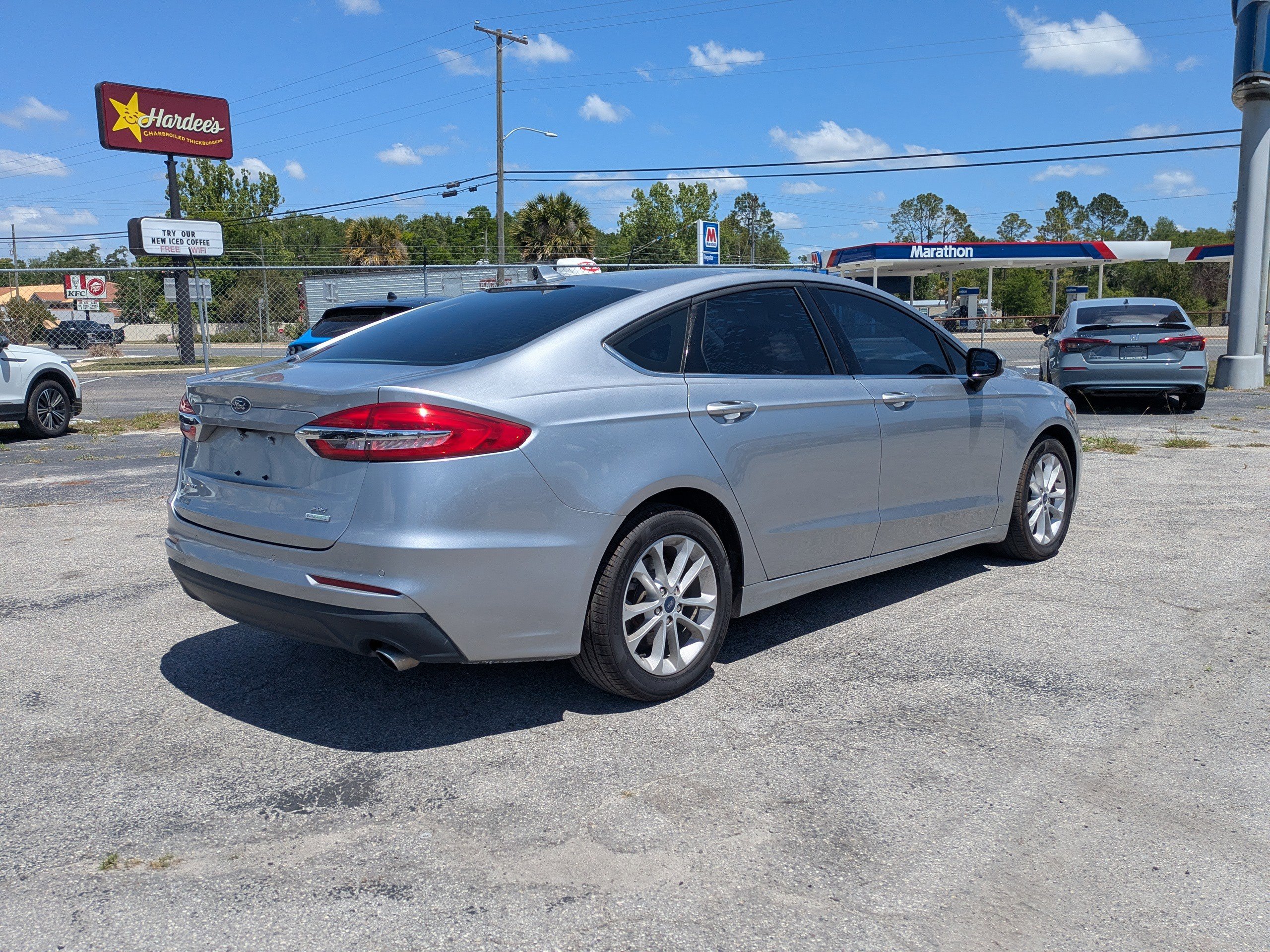 Certified 2020 Ford Fusion SE FWD image 4