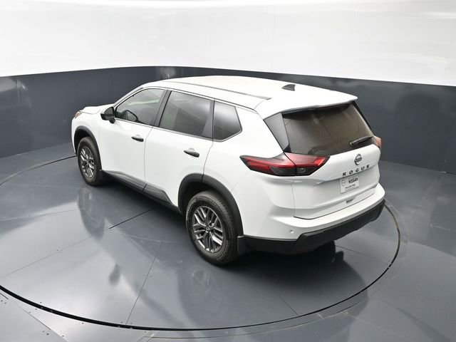 Certified 2025 Nissan Rogue S image 15