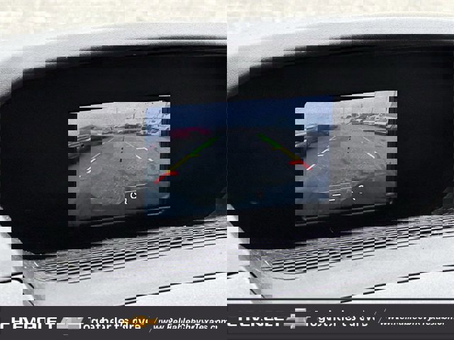 Used 2019 Ford Transit 150 XL image 18