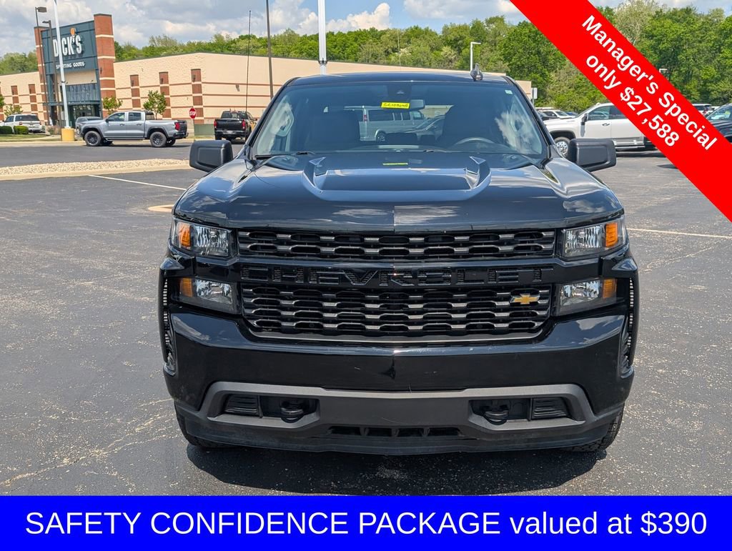 Used 2022 Chevrolet Silverado 1500 Limited Custom AWD/4WD image 2