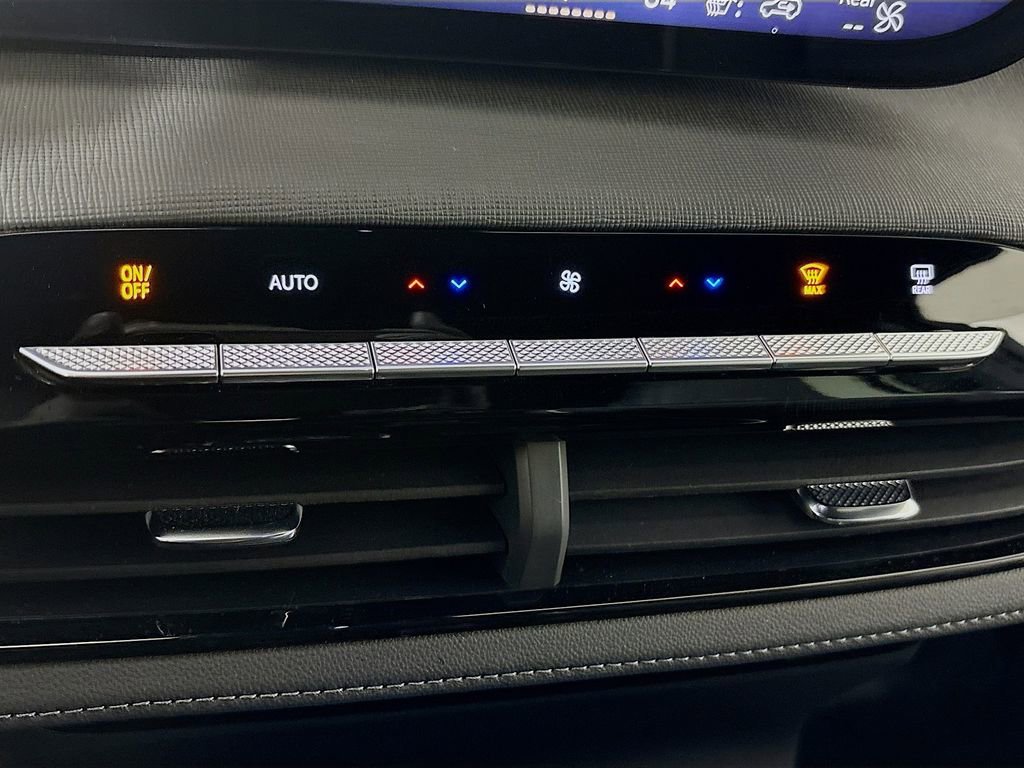 Used 2025 Buick Enclave Sport Touring w/ Trailering Package, 5000 lbs. image 37