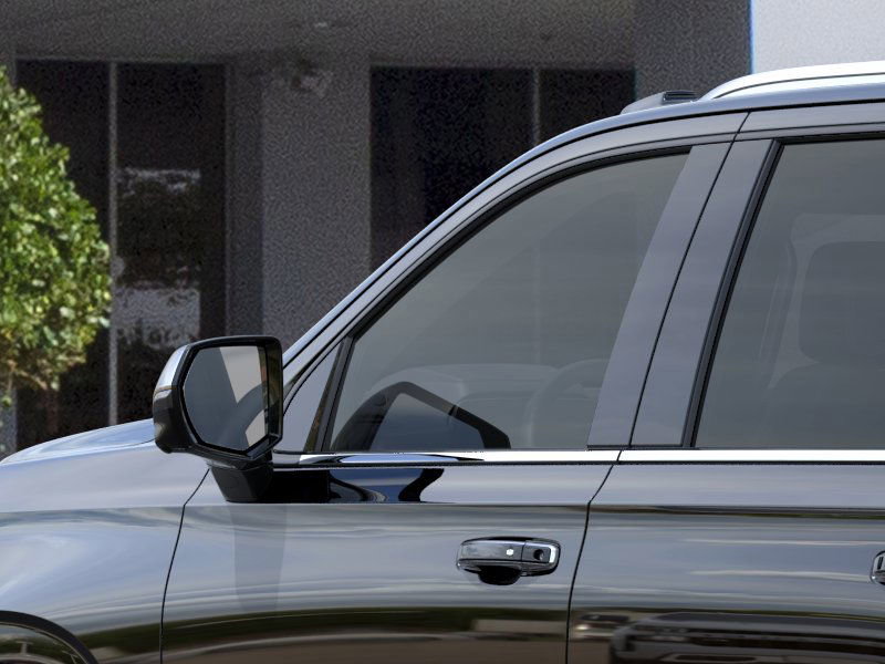 New 2026 Chevrolet Suburban Premier image 12