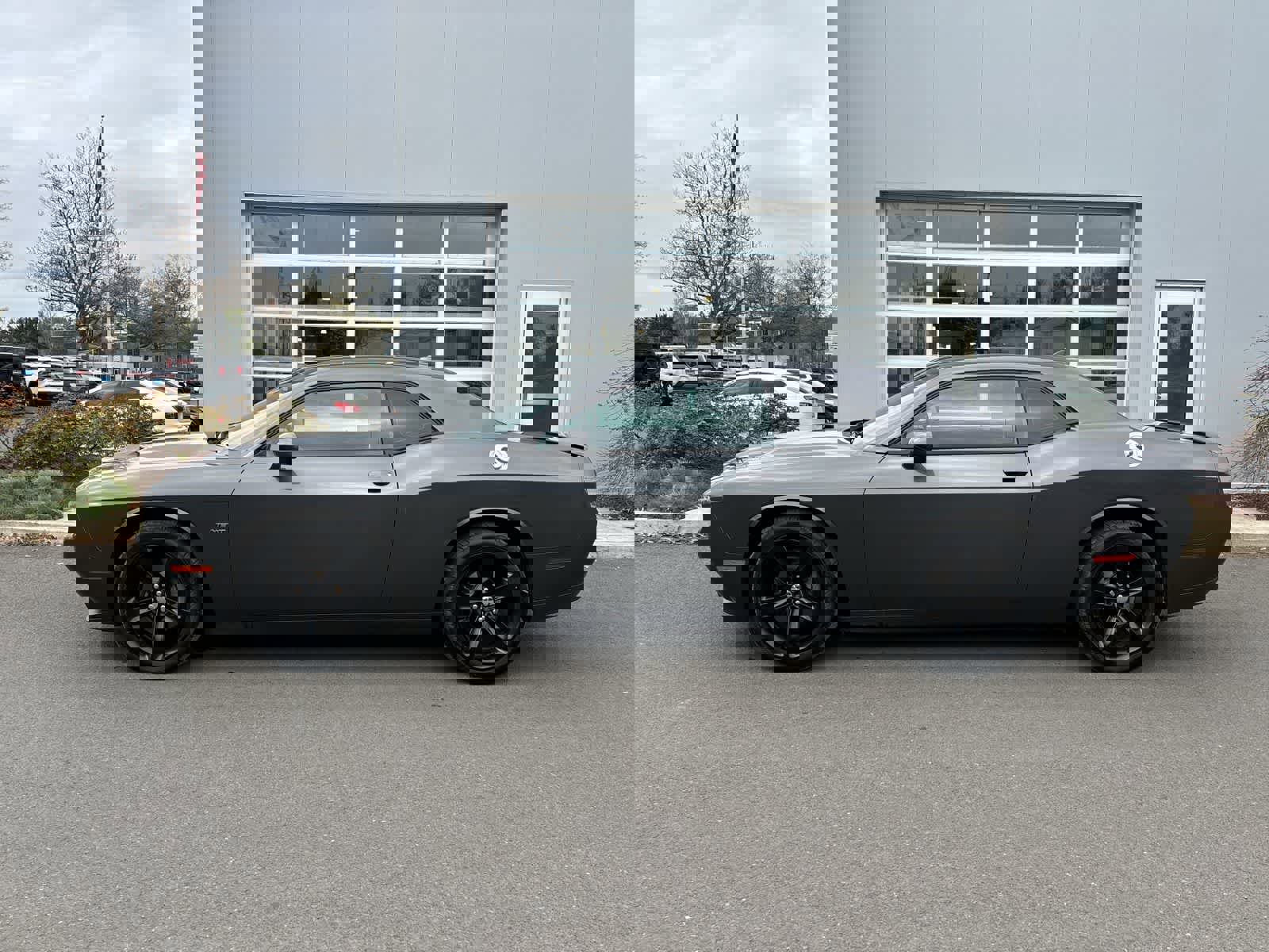 Used 2016 Dodge Challenger R/T w/ Sound Group image 2