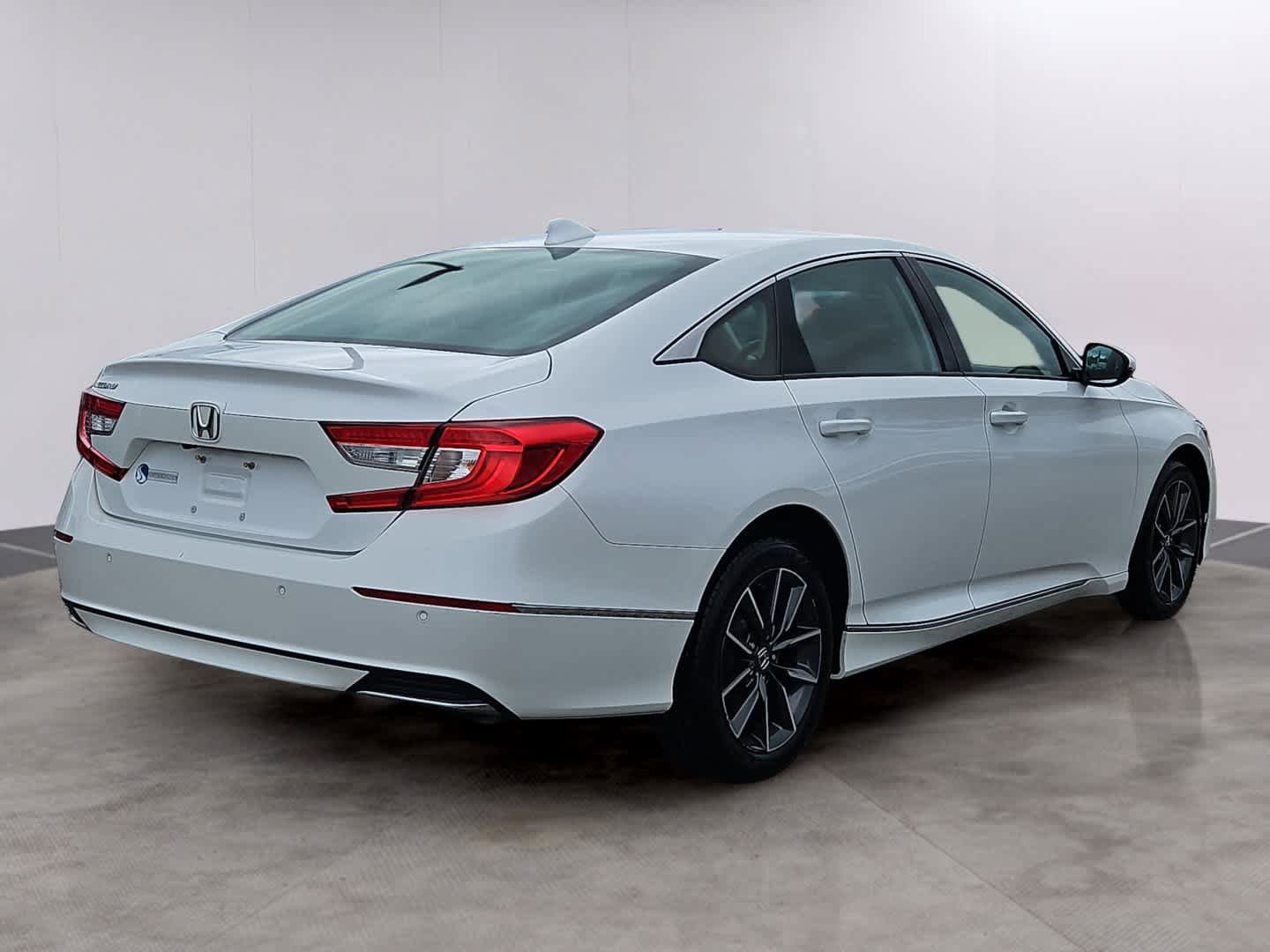 Certified 2021 Honda Accord EX-L image 4