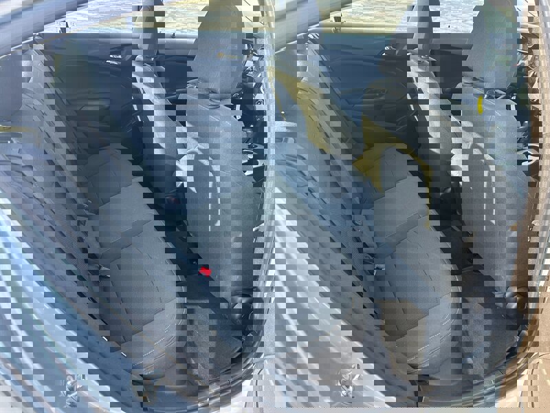 Used 2018 Chevrolet Cruze LS image 11