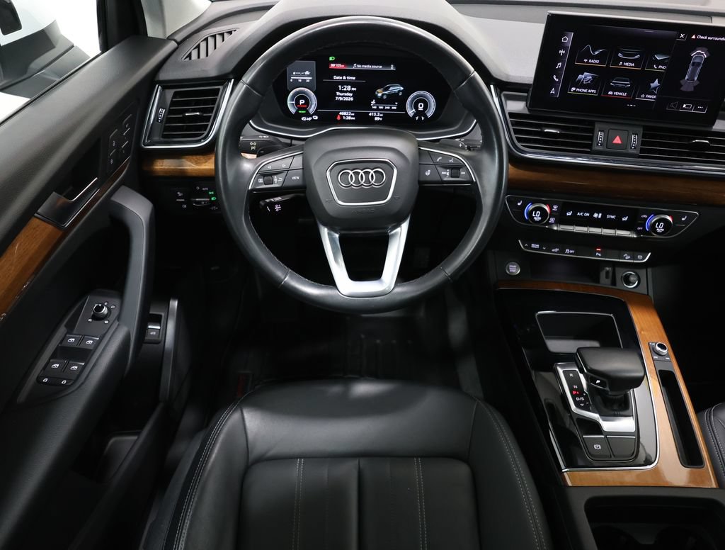 Used 2021 Audi Q5 e Premium w/ Convenience Package AWD/4WD image 16