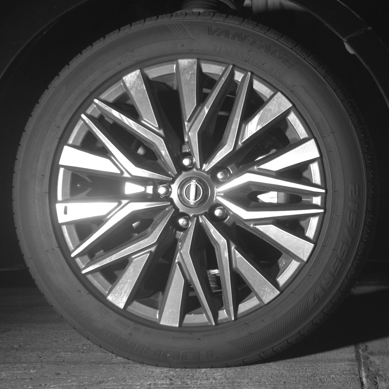 Used 2025 Nissan Altima 2.5 SV FWD image 13