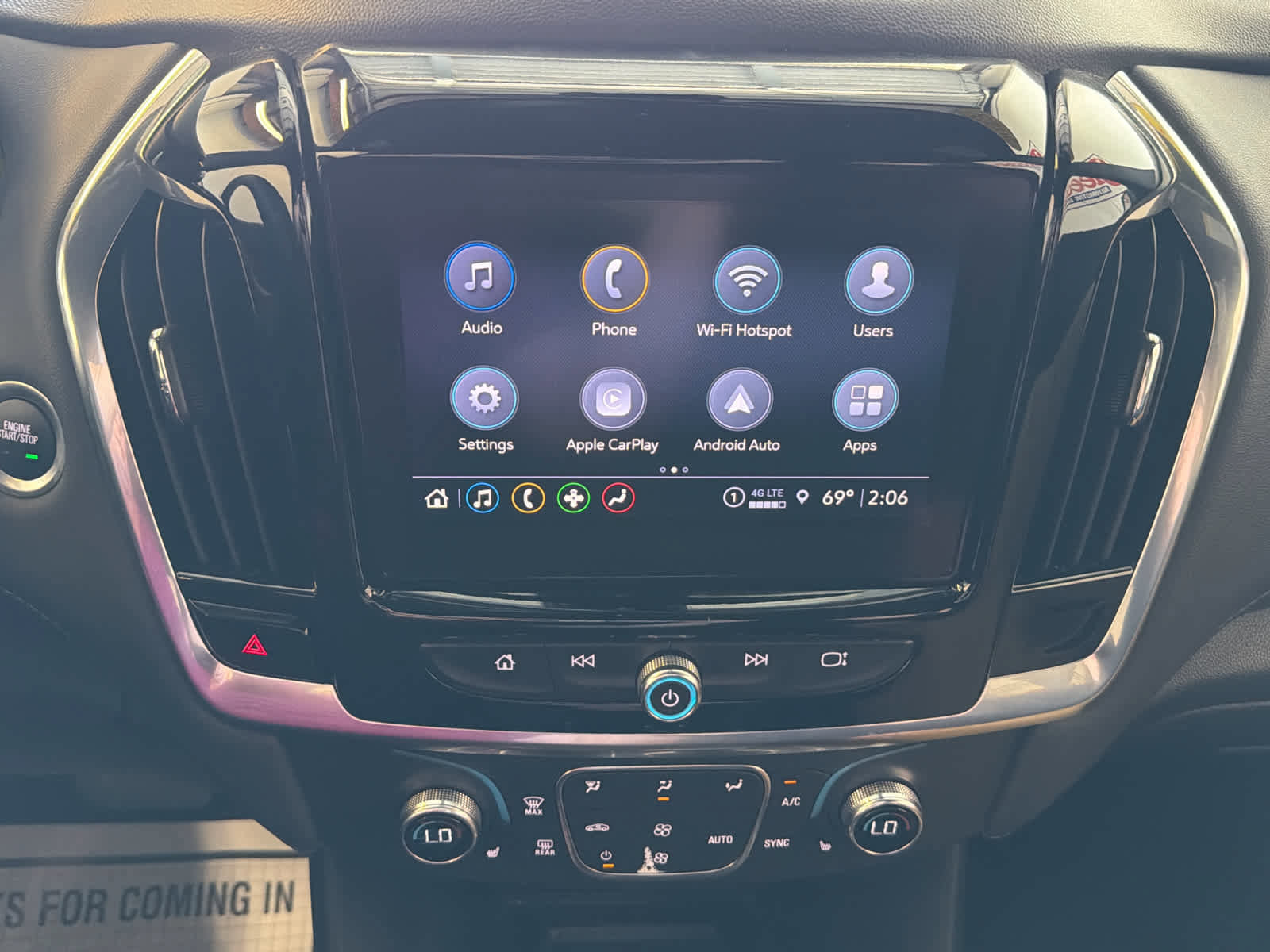 Used 2023 Chevrolet Traverse LT AWD/4WD image 46