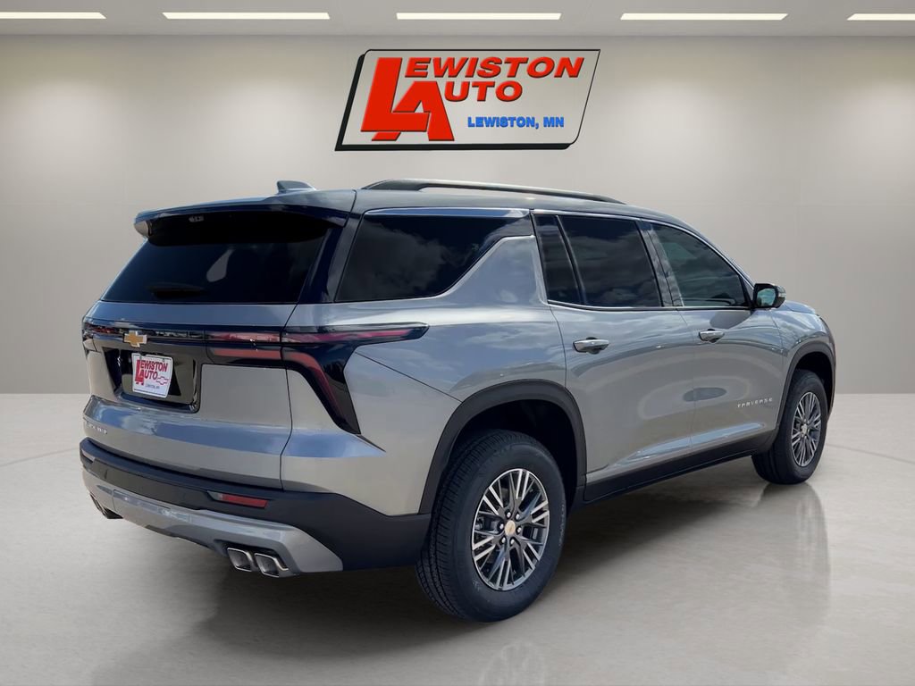 New 2026 Chevrolet Traverse LT w/ Driver Confidence Package AWD/4WD image 5