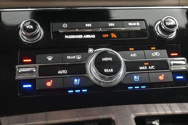 Used 2023 Lincoln Navigator Reserve w/ Equipment Group 201A AWD/4WD image 22
