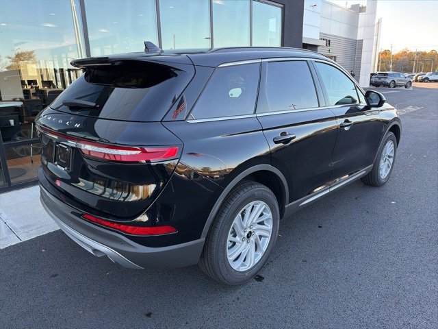 New 2026 Lincoln Corsair Premiere image 3