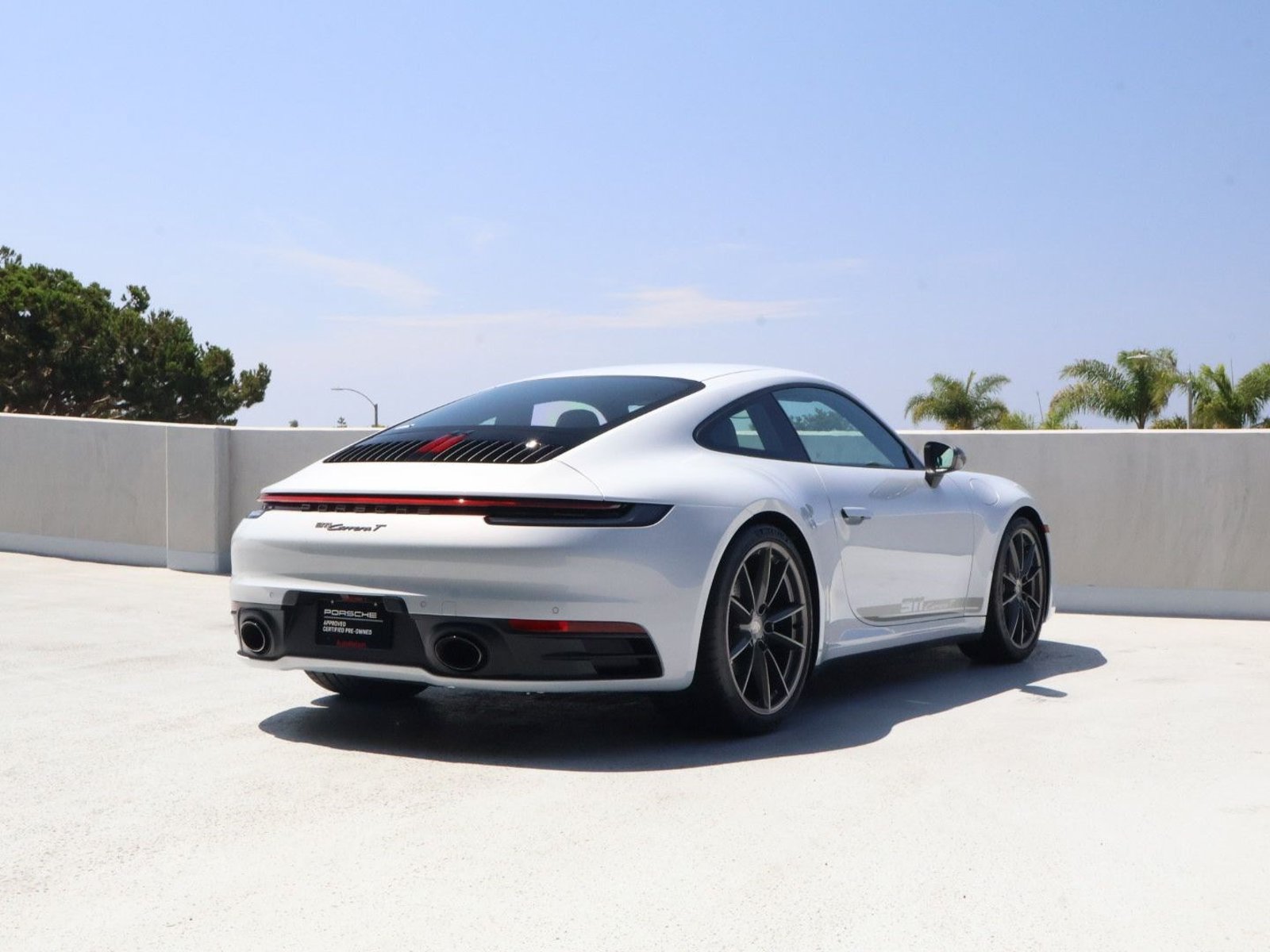 Certified 2024 Porsche 911 Carrera T RWD image 8