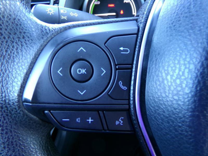 Used 2018 Toyota Camry LE FWD image 17