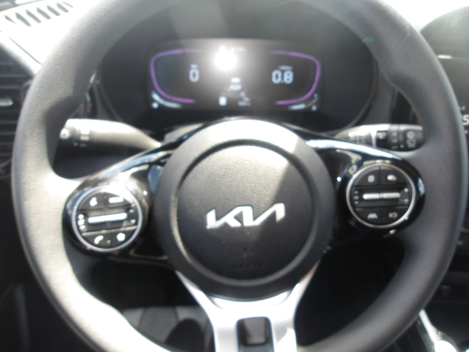 Used 2025 Kia Soul S FWD image 16