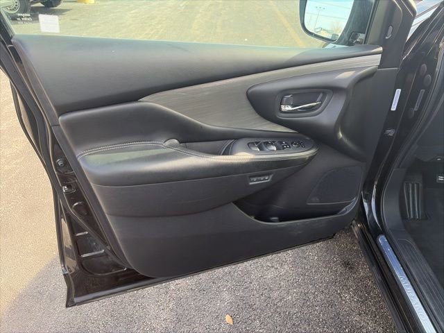 Used 2017 Nissan Murano Platinum w/ Platinum Technology Package image 17