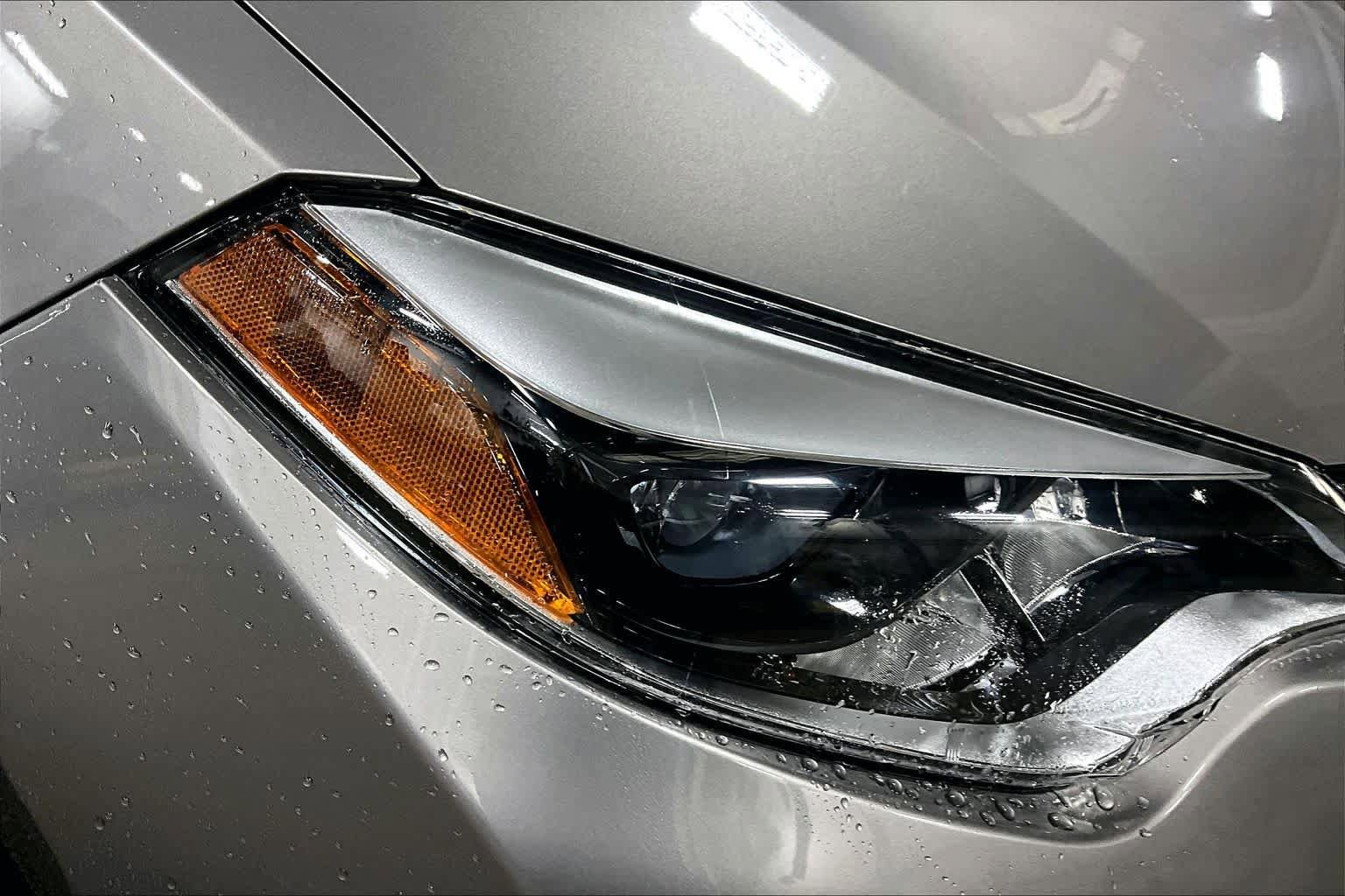Used 2016 Toyota Corolla LE FWD image 25