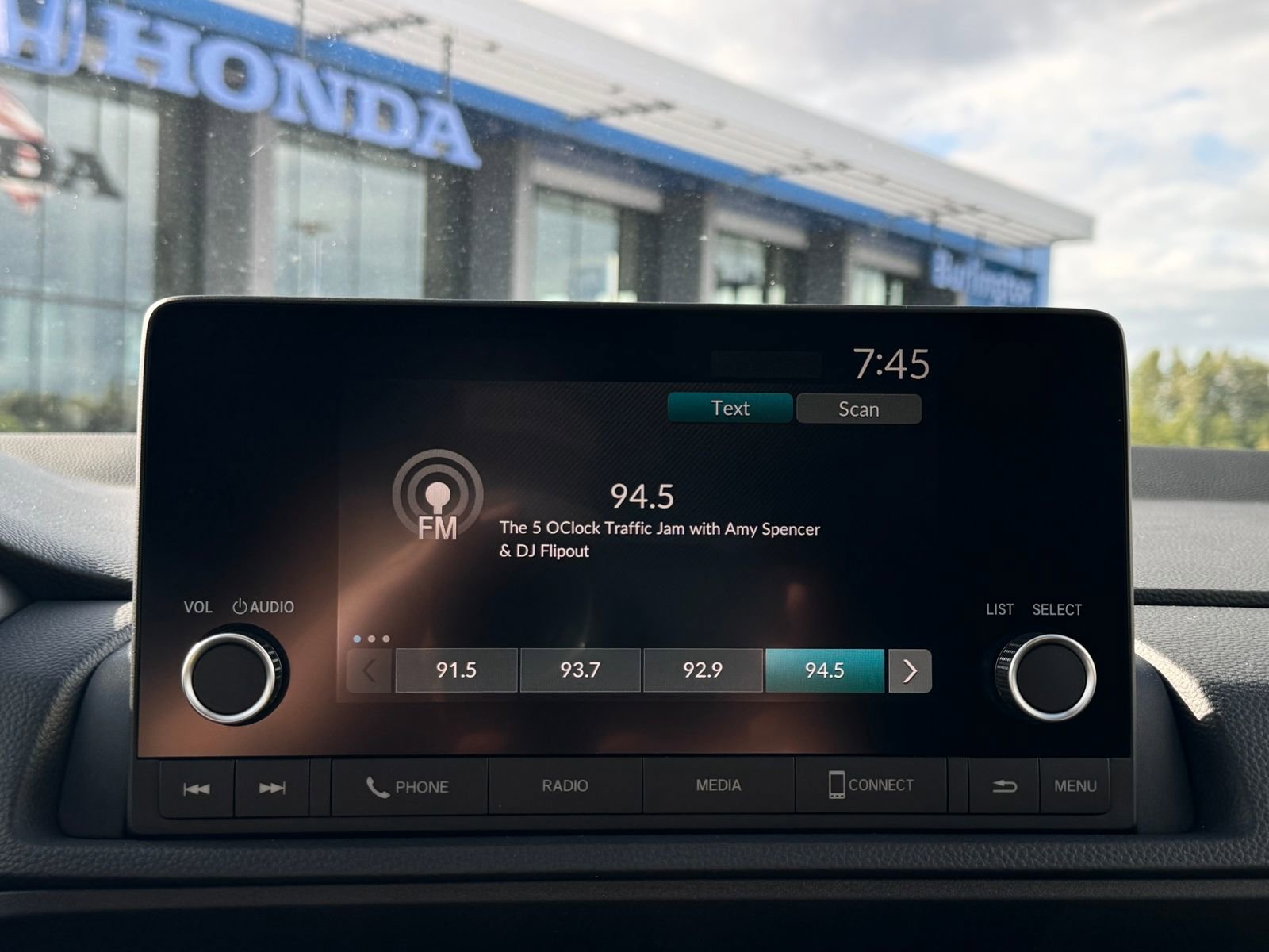 New 2025 Honda CR-V EX image 18