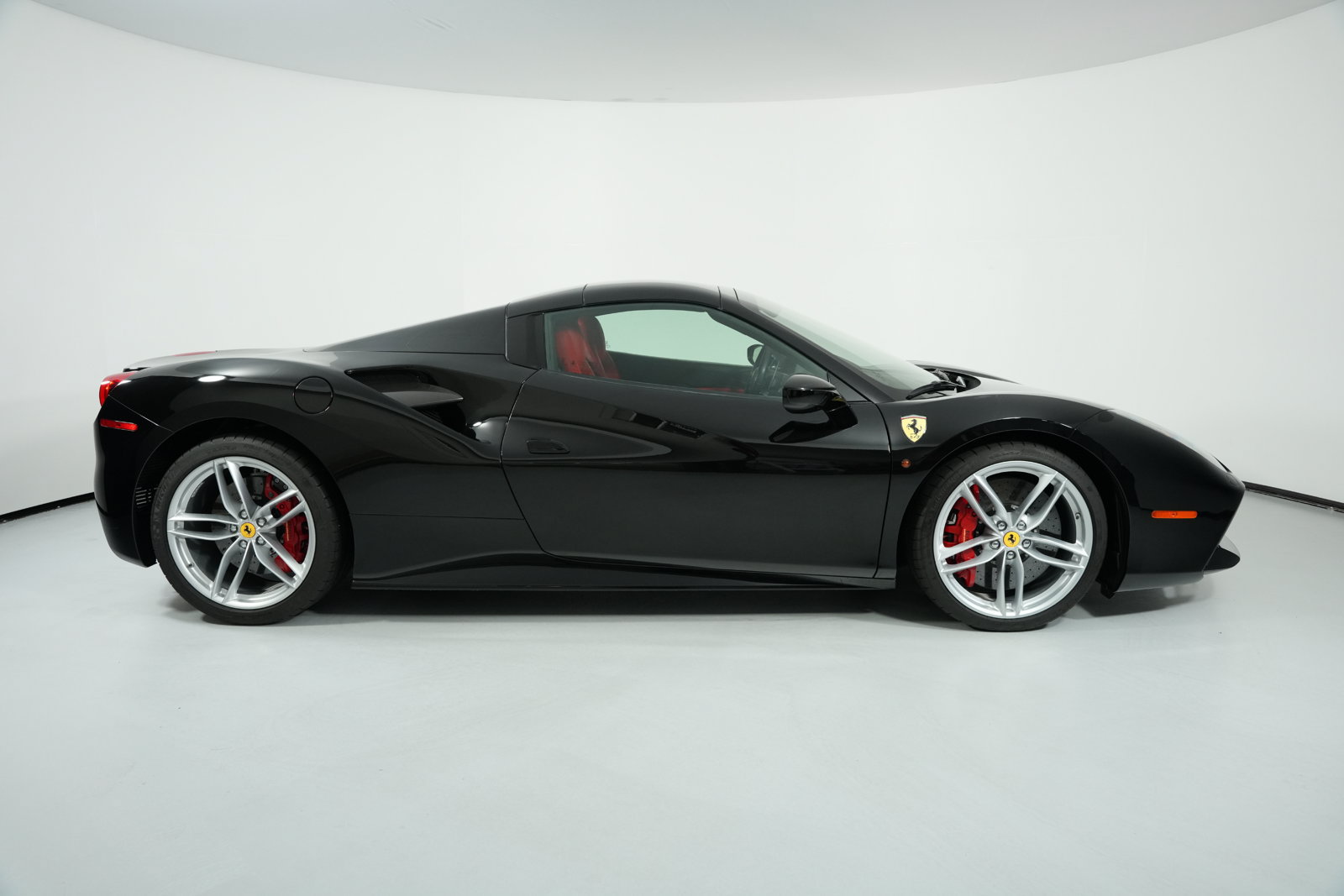 Certified 2017 Ferrari 488 Spider RWD image 16