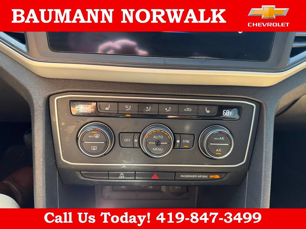 Used 2021 Volkswagen Atlas Cross Sport SE FWD image 31