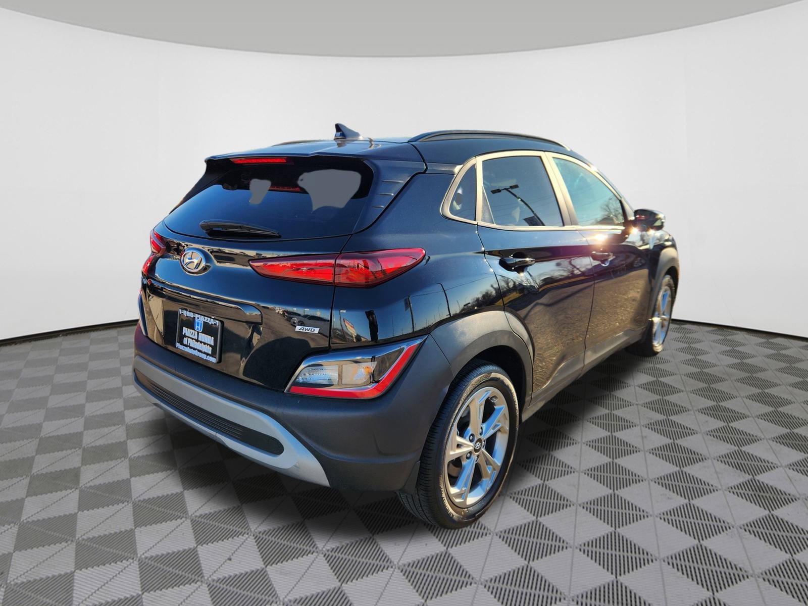 Used 2023 Hyundai Kona SEL image 4