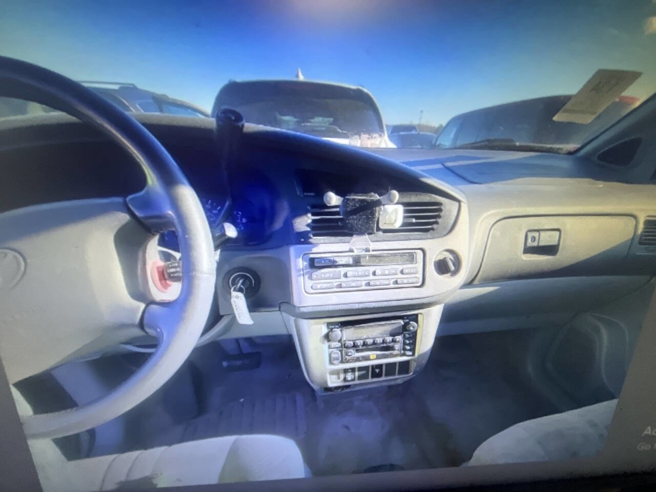 Used 2001 Toyota Sienna XLE image 10