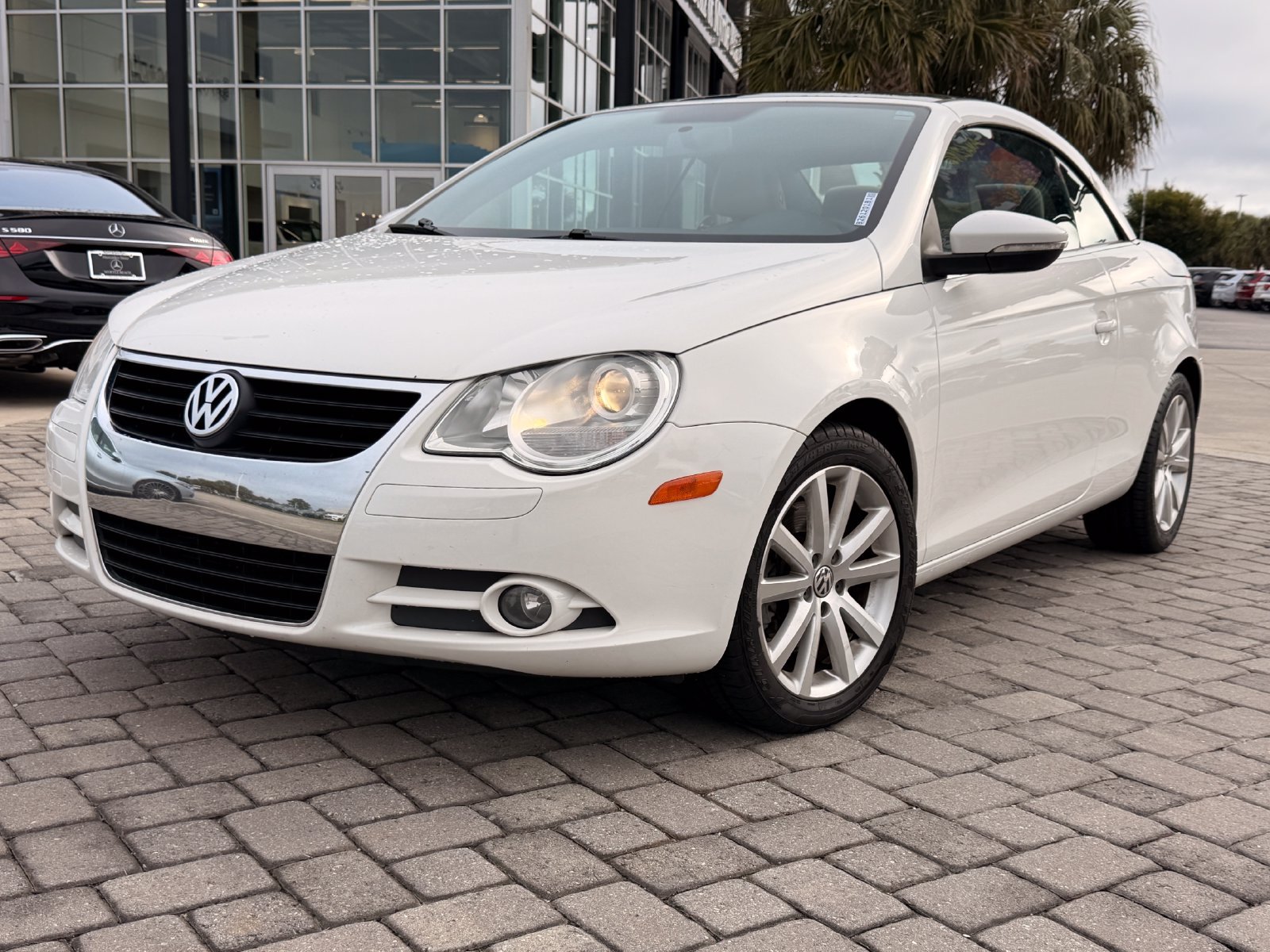 Used 2011 Volkswagen Eos Komfort
