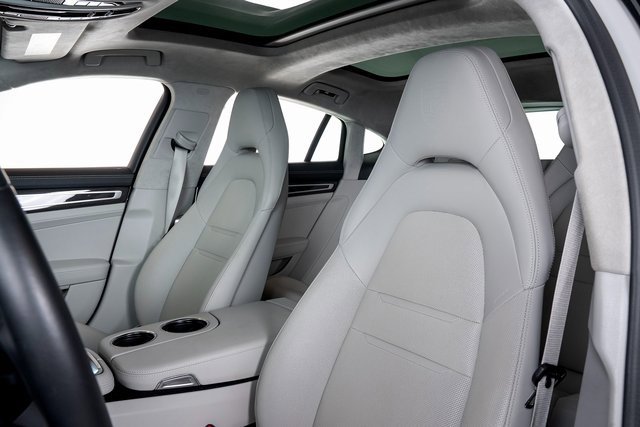 Used 2023 Porsche Panamera Turbo S image 17
