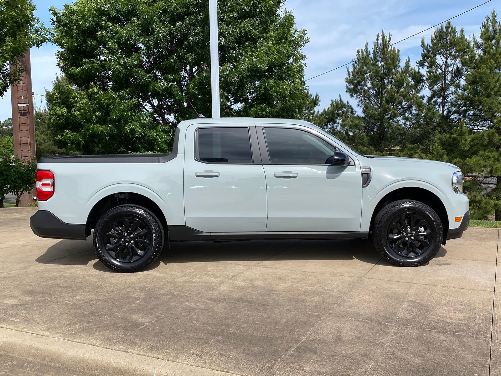 Used 2024 Ford Maverick Lariat image 7