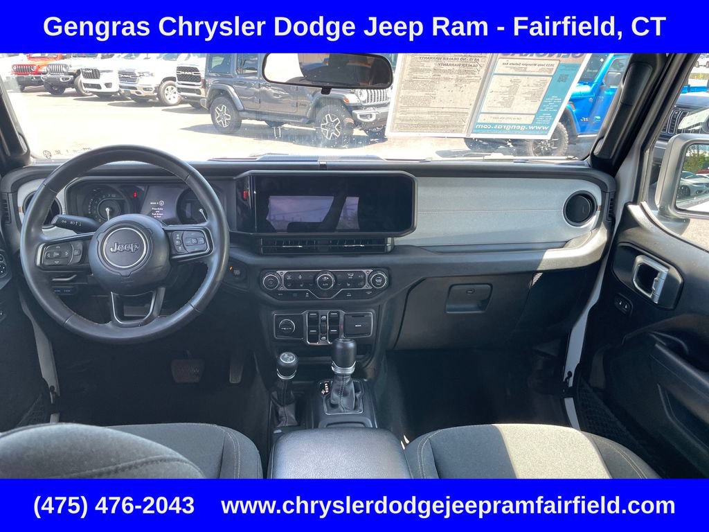 Used 2024 Jeep Wrangler Unlimited w/ Convenience Group AWD/4WD image 54