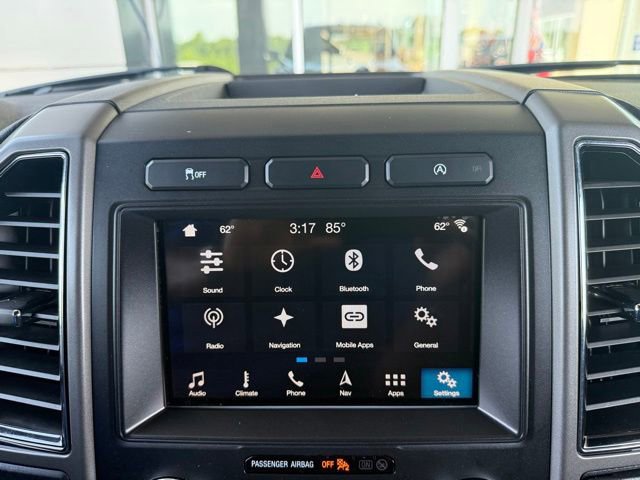 Used 2018 Ford Expedition XLT w/ Equipment Group 202A RWD image 27