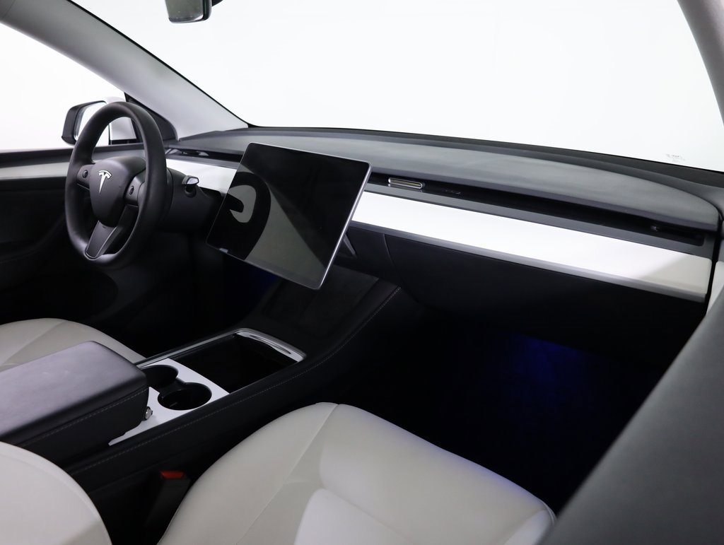 Used 2023 Tesla Model Y Performance image 58
