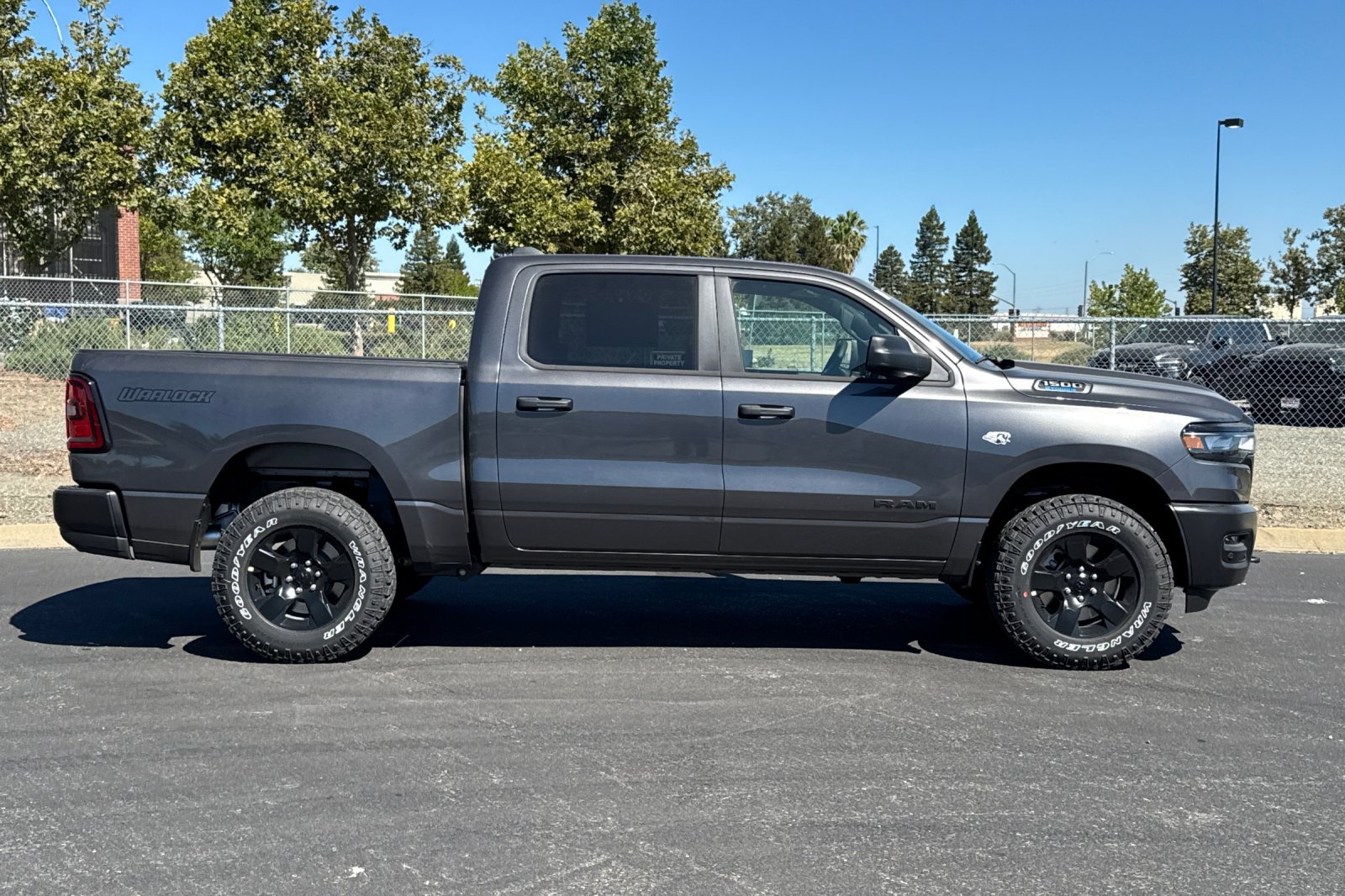 New 2026 RAM 1500 Warlock AWD/4WD image 2