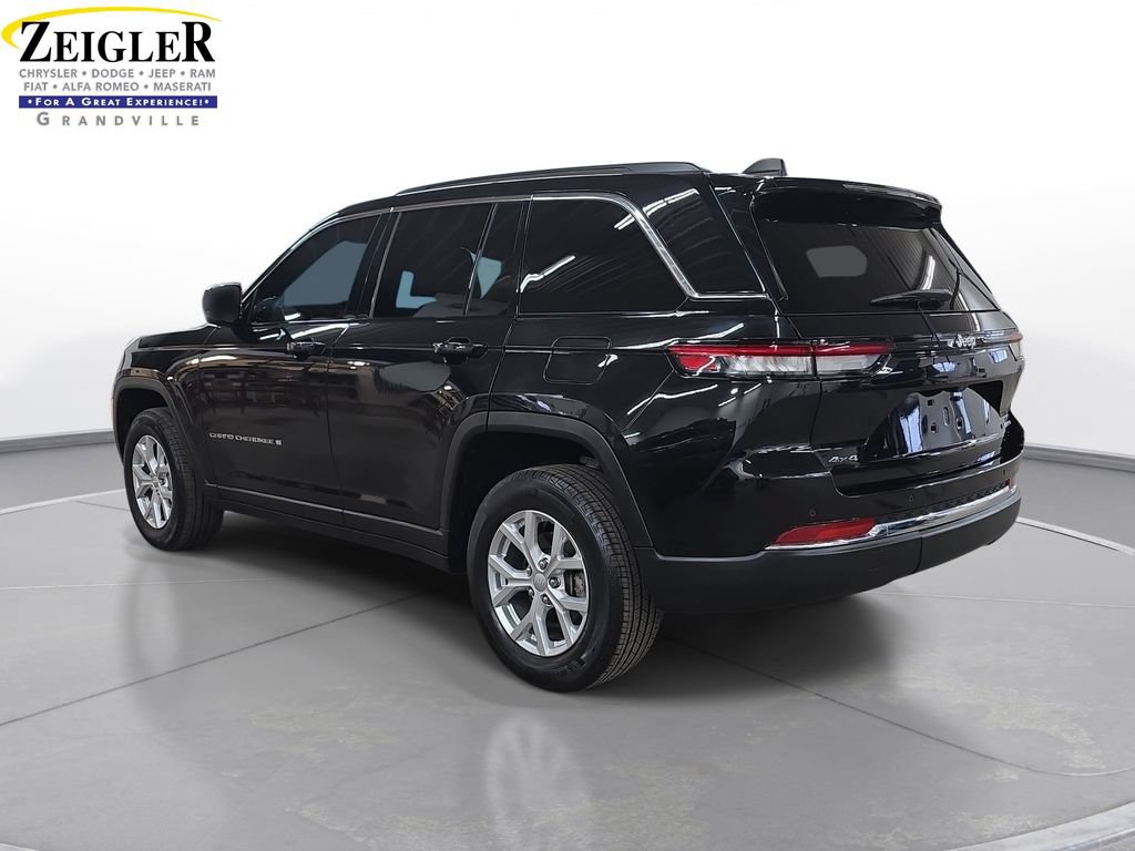 Certified 2023 Jeep Grand Cherokee Limited AWD/4WD image 7