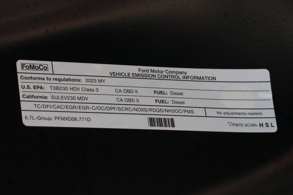 Used 2023 Ford F250 Lariat w/ Black Appearance Package image 14