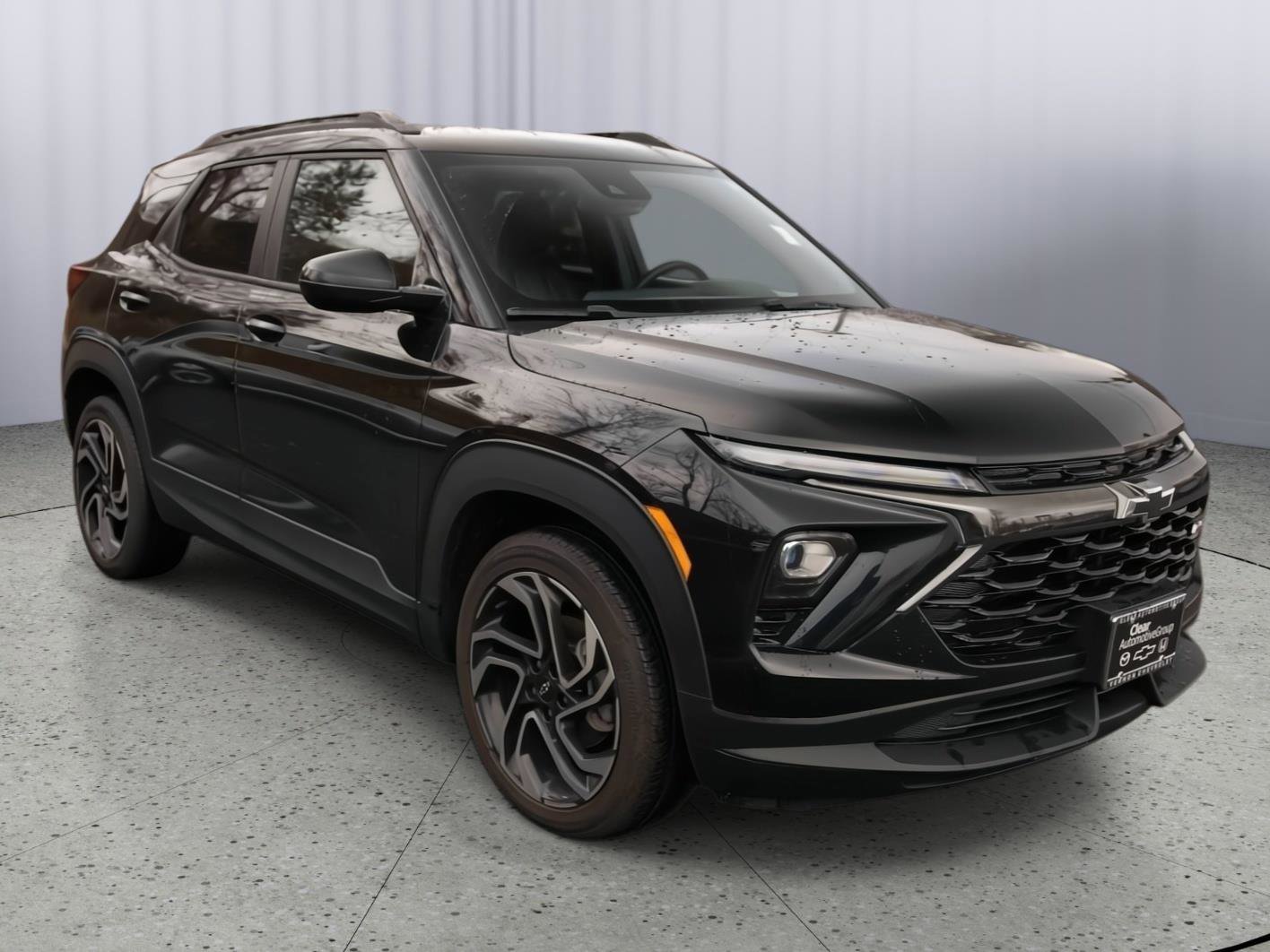 Used 2025 Chevrolet TrailBlazer RS w/ Convenience Package image 1