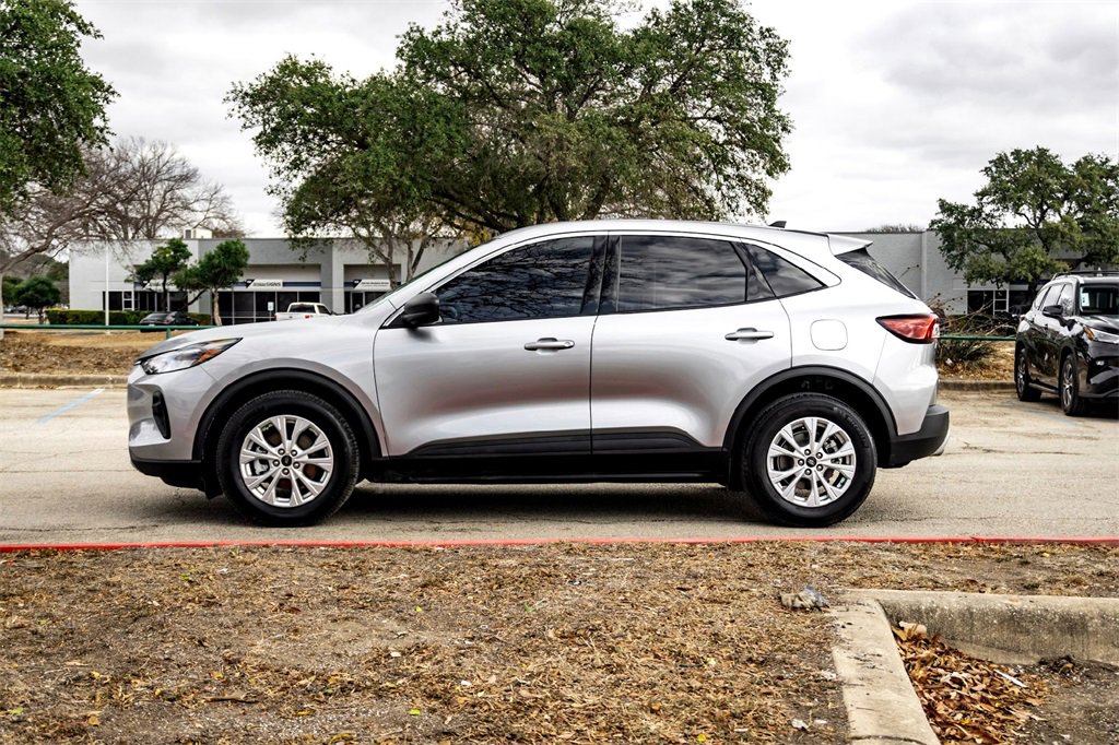 Used 2023 Ford Escape Active image 8