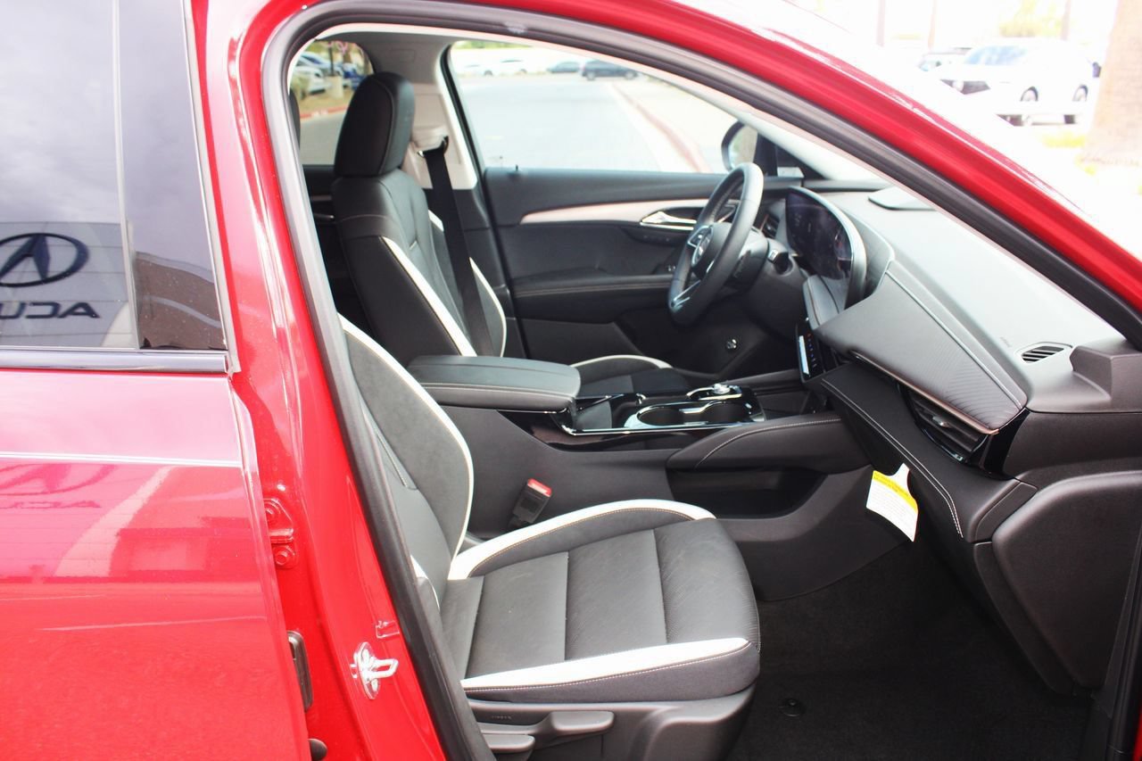 Used 2025 Buick Envision Sport Touring AWD/4WD image 15