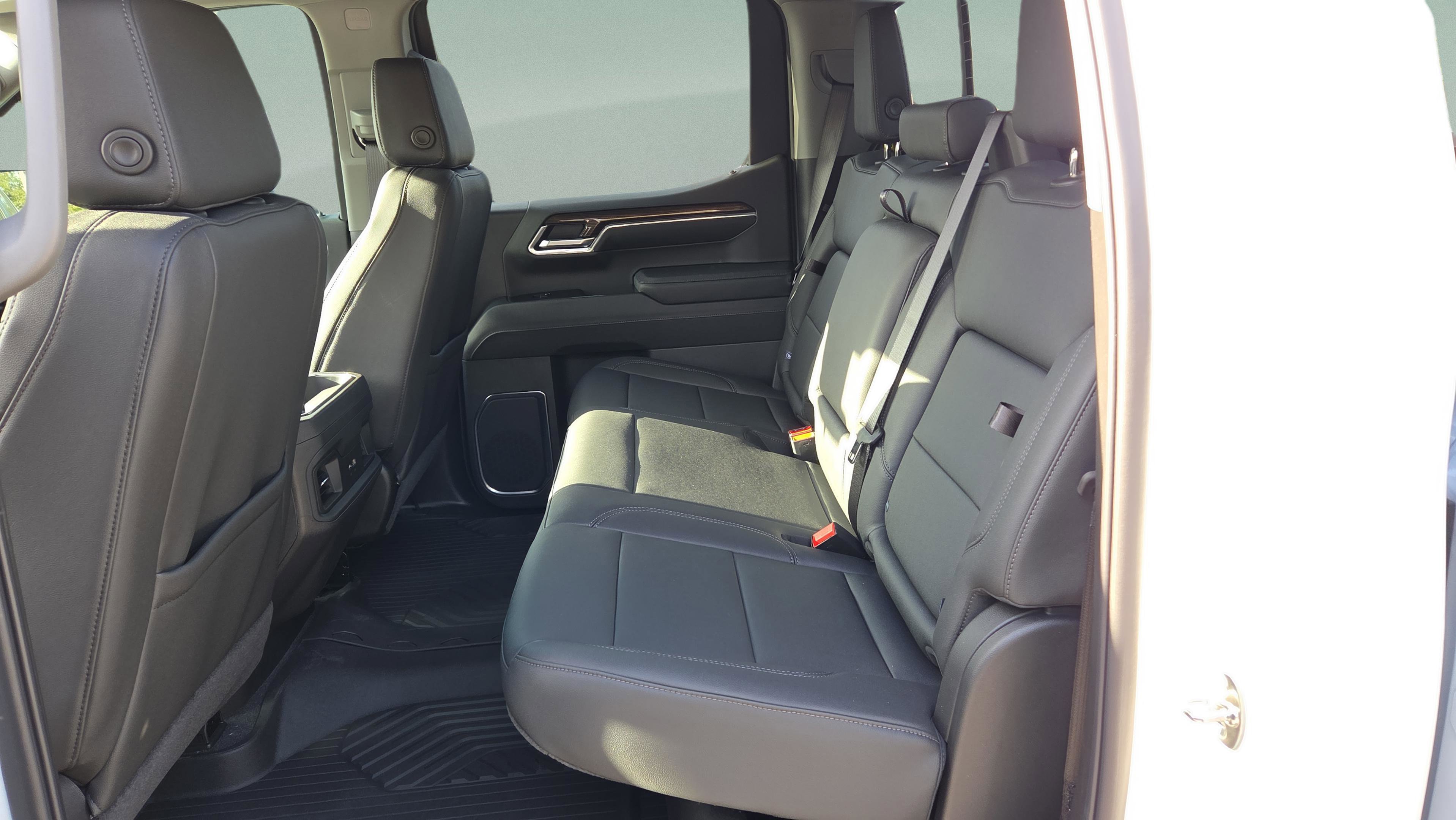 New 2026 Chevrolet Silverado 1500 LT Trail Boss w/ LT Trail Boss Premium Package image 10