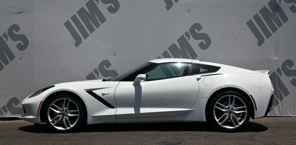 Used 2016 Chevrolet Corvette Stingray Coupe RWD image 8