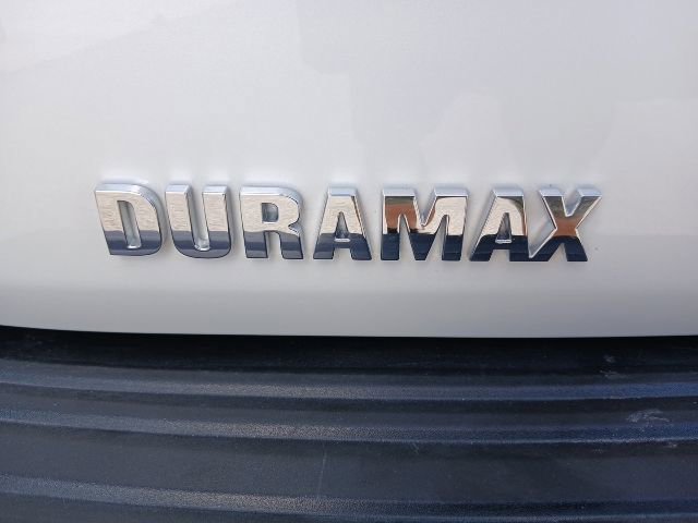 Used 2025 Chevrolet Tahoe Z71 w/ Comfort Package AWD/4WD image 6