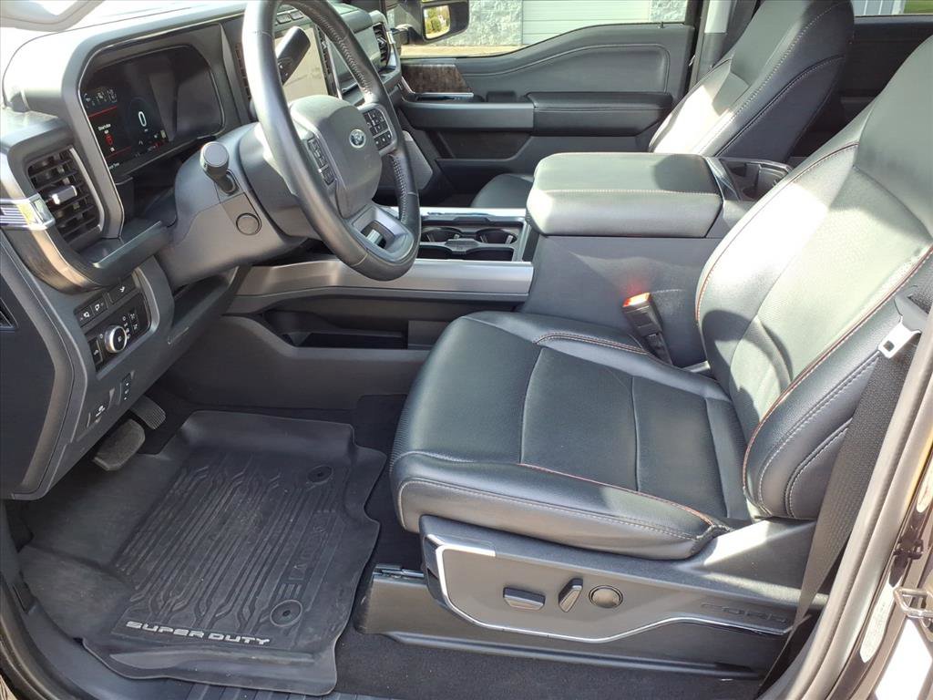 Used 2024 Ford F250 Lariat w/ Lariat Ultimate Package image 5