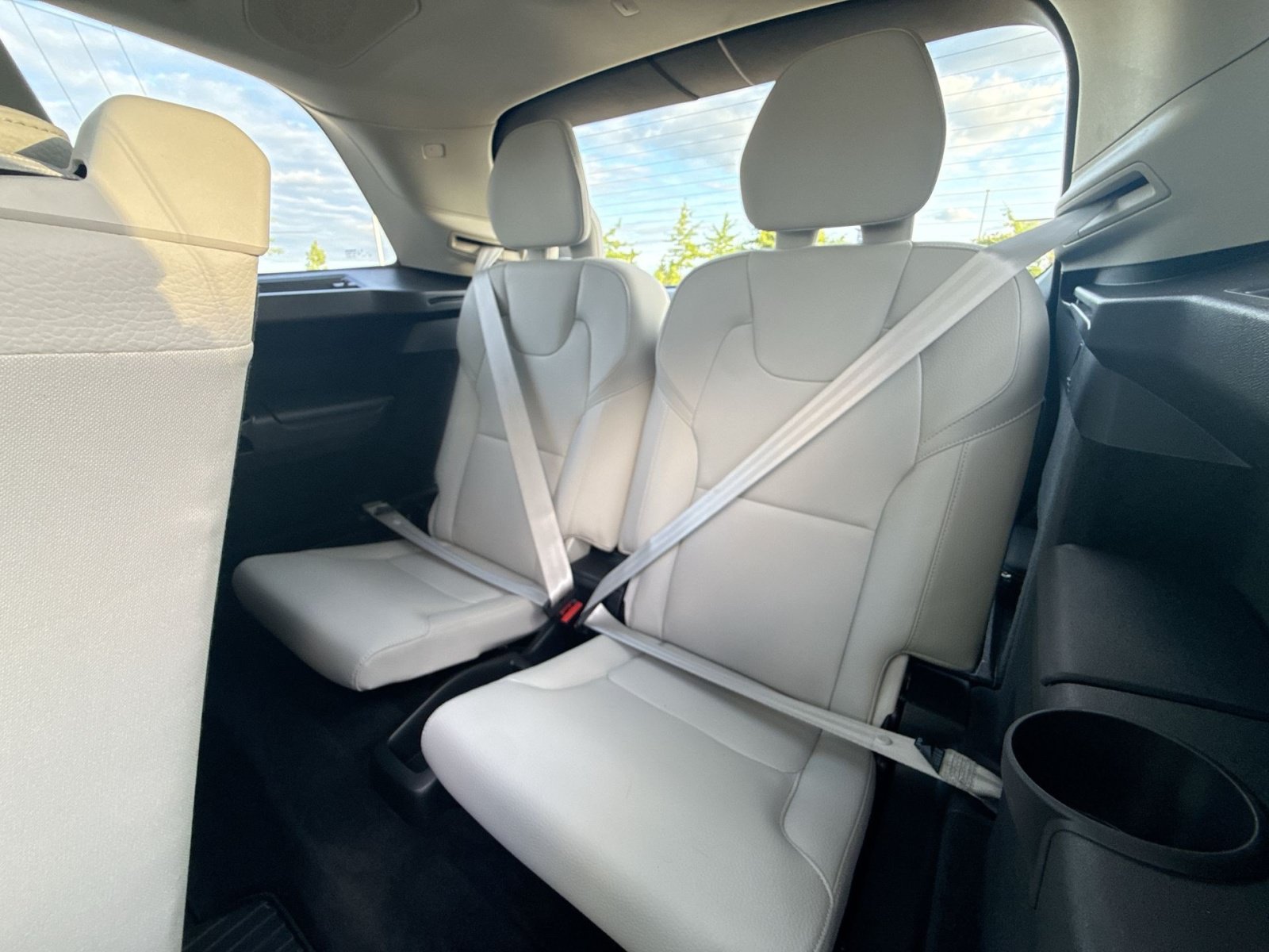Certified 2023 Volvo XC90 T8 Plus w/ Protection Package Premier AWD/4WD image 26