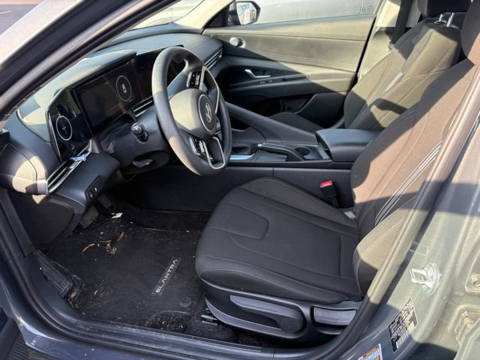 Certified 2024 Hyundai Elantra SEL image 6