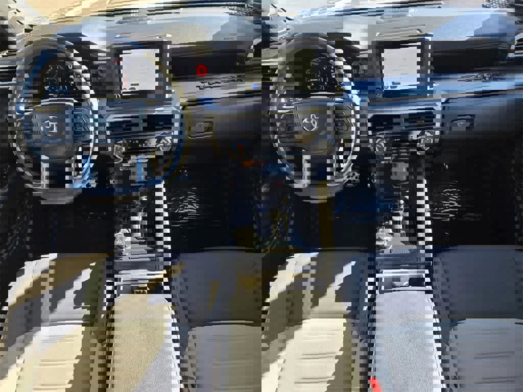 Used 2024 Toyota Tacoma TRD Sport image 11