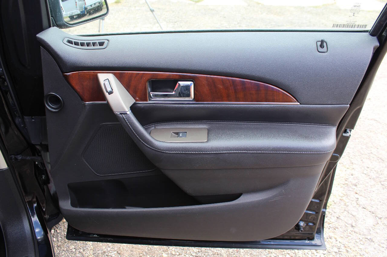 Used 2014 Lincoln MKX AWD w/ Equipment Group 102A image 26