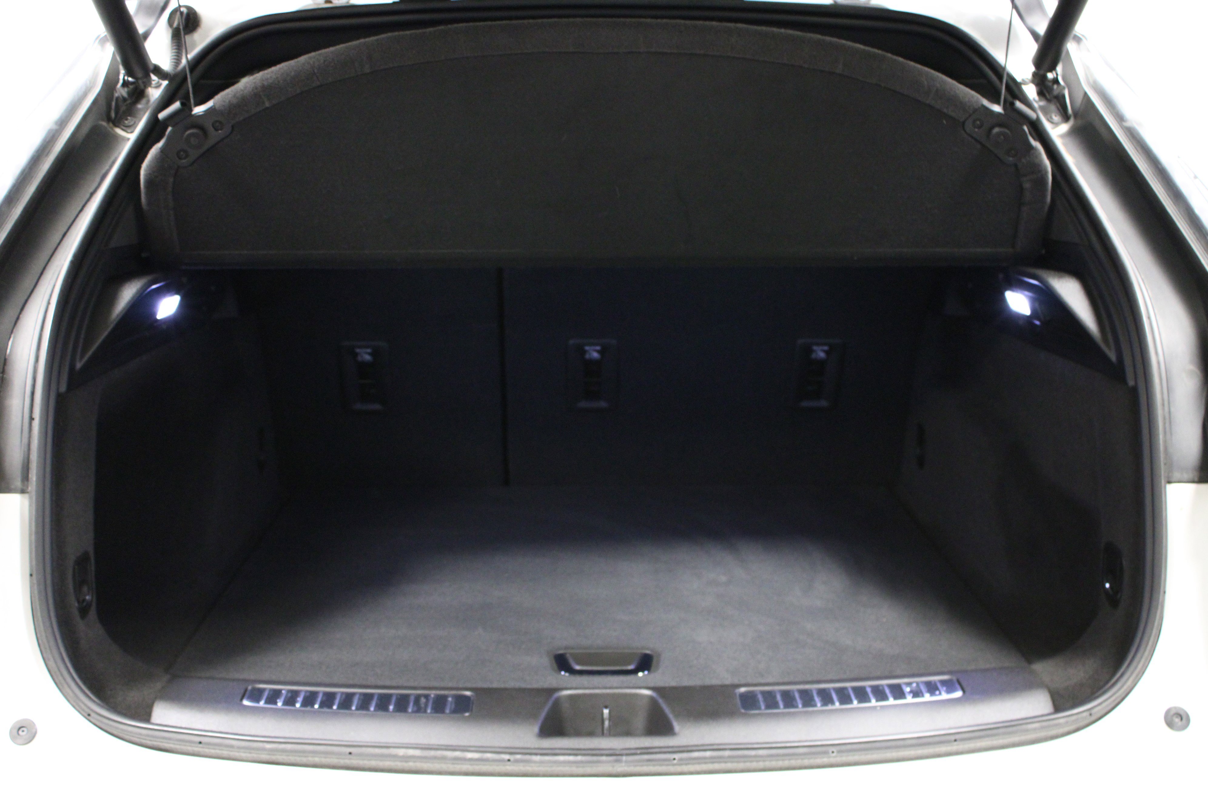 Used 2024 Cadillac XT4 Sport image 14