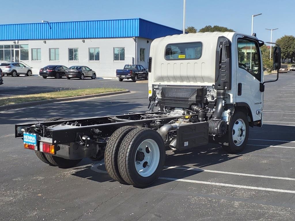 New 2025 Chevrolet Low Cab Forward 5500 XD image 4