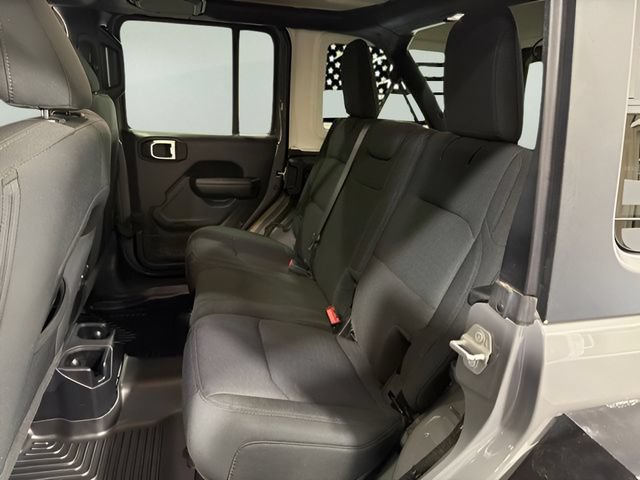 Used 2020 Jeep Wrangler Unlimited Sport AWD/4WD image 29