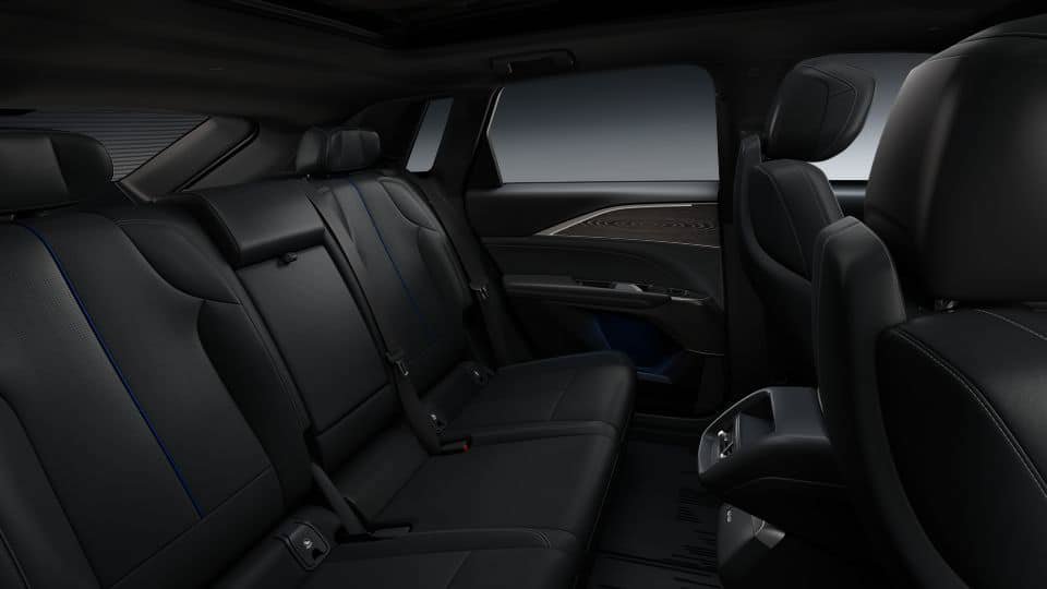 New 2026 Cadillac Lyriq Sport w/ LPO, Floor Liner Package AWD/4WD image 30